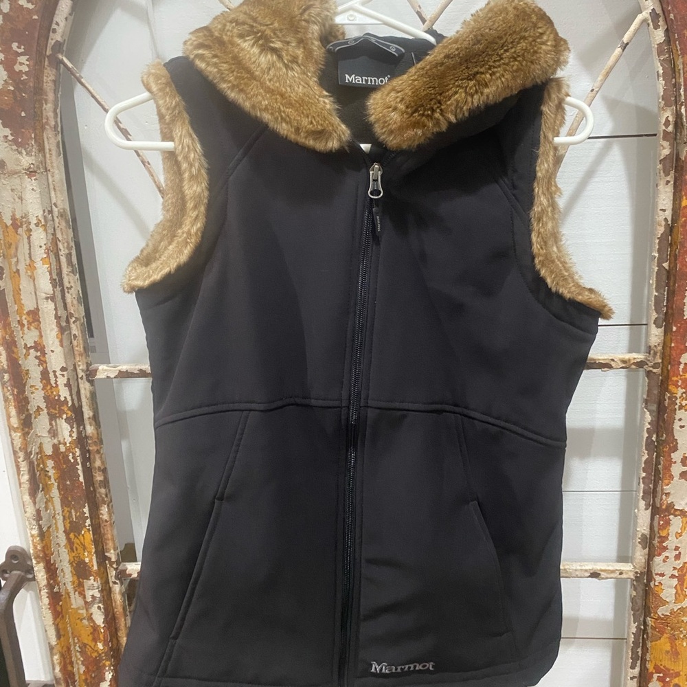 Marmot Black Softshell Hooded Vest Medium